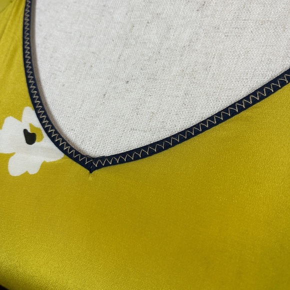 Moulinette Soeurs SILK Yellow Floral Fit flare V Neck Short Sleeve Dress 0 - Picture 4 of 8